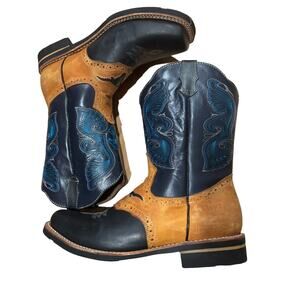 Stylish Two-Tone Leather Boots for Men